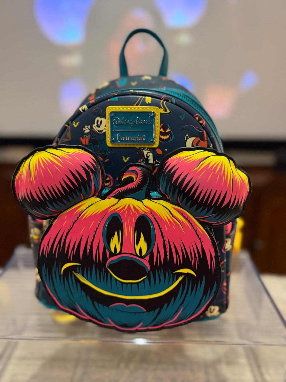 Disney Parks Loungefly Mickey Pumpkin Halloween Glow in Dark Mini Backpack NWOT